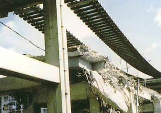 第十四段：阪神・淡路大震災から26年　～大阪のホテル、強烈な揺れで目を覚ます～